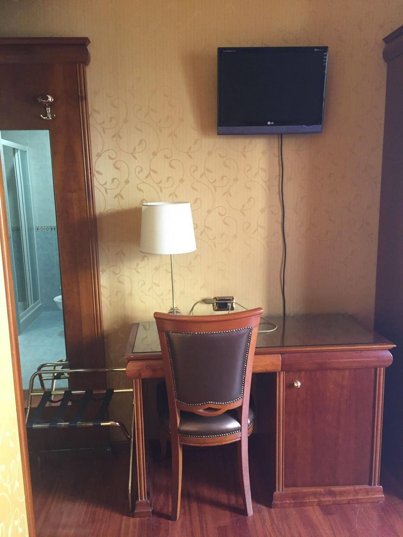 Wonderful In Rome Hotel ภายนอก รูปภาพ